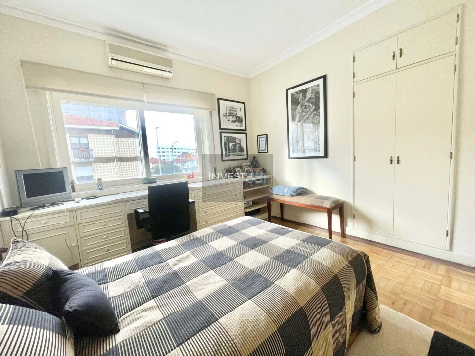 Moradia T6 para Venda em Paranhos Foto 29