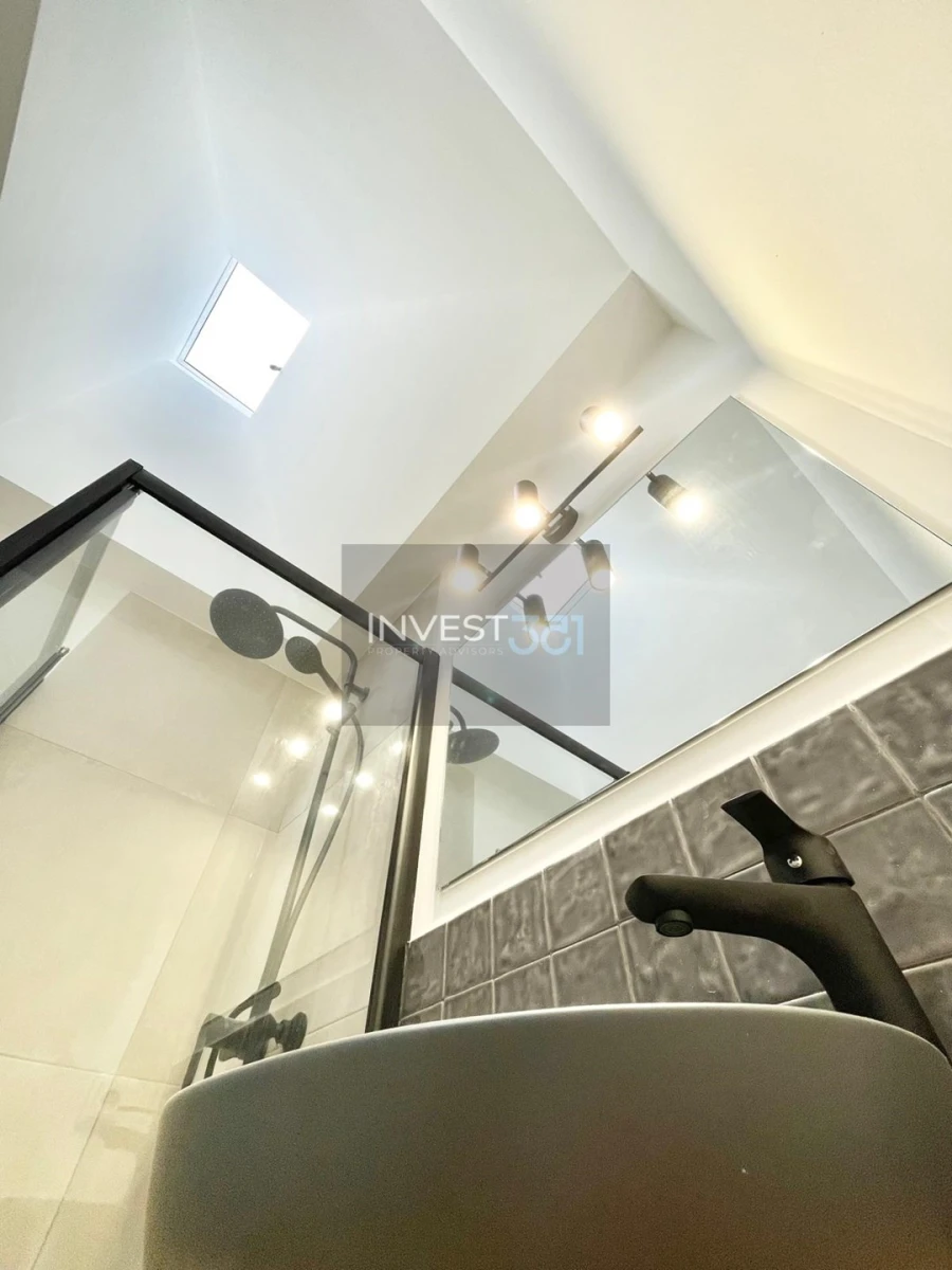 Moradia T2 para Venda em Campanhã Foto 30