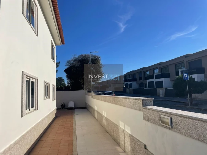 Moradia T3 para Venda em Vila Chã Foto 4