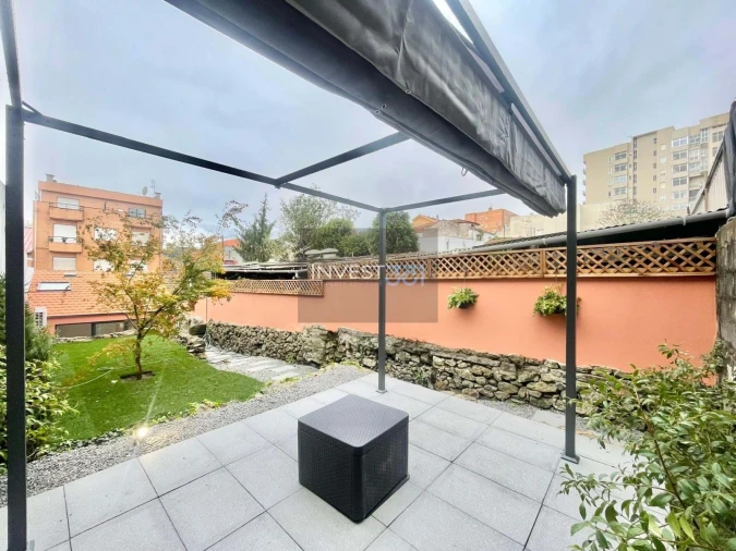 Moradia T2 para Venda em Campanhã Foto 3