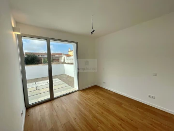 Moradia T2 para Venda em Lourinhã e Atalaia