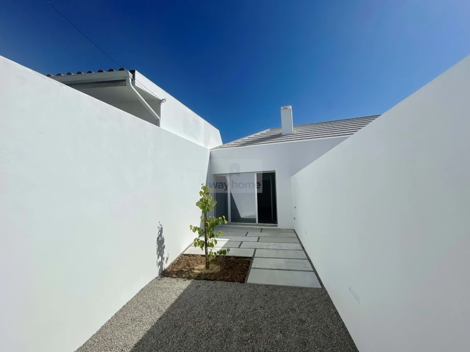 Moradia T2 para Venda em Lourinhã e Atalaia Foto 8