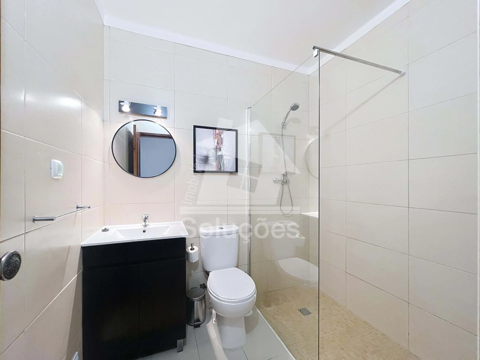 Apartamento T3 para Arrendamento em Portimão Foto 16