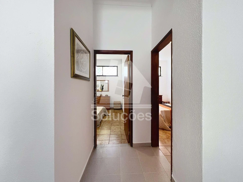 Apartamento T3 para Arrendamento em Portimão Foto 14
