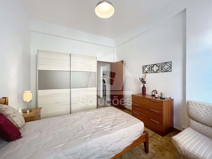 Apartamento T3 para Arrendamento em Portimão Foto 11