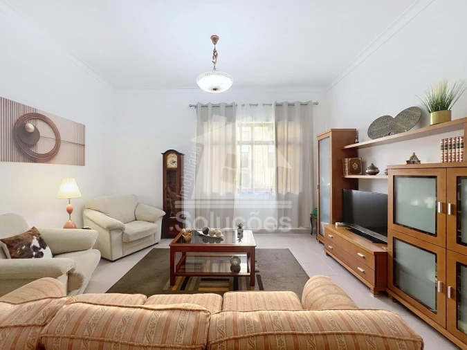 Apartamento T3 para Arrendamento em Portimão