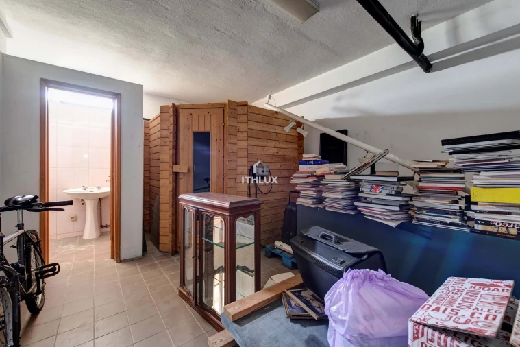 Moradia T8 para Venda em Arcozelo Foto 62