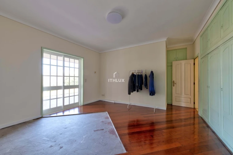 Moradia T8 para Venda em Arcozelo Foto 22