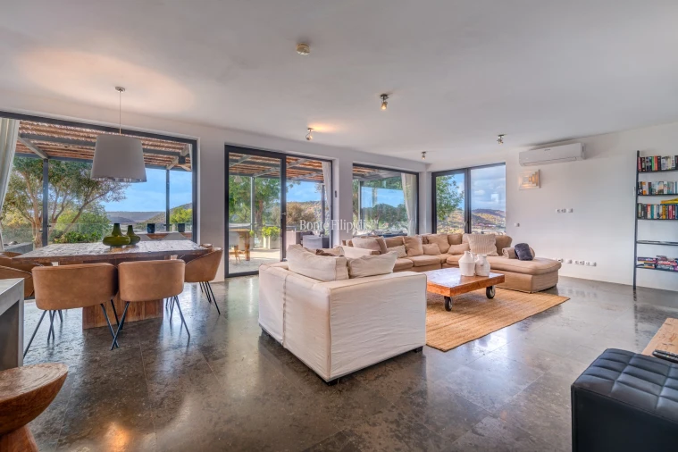 Moradia T4 para Venda em Faro (Sé e São Pedro) Foto 8