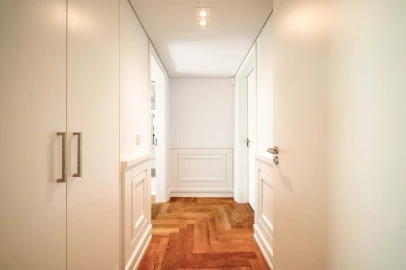 Apartamento T2 para Venda em Santa Maria Maior