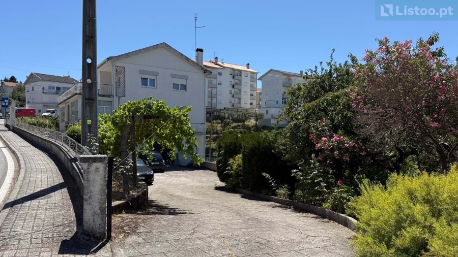 Moradia T4 para Venda em Gouveia (São Pedro e São Julião) Foto 35