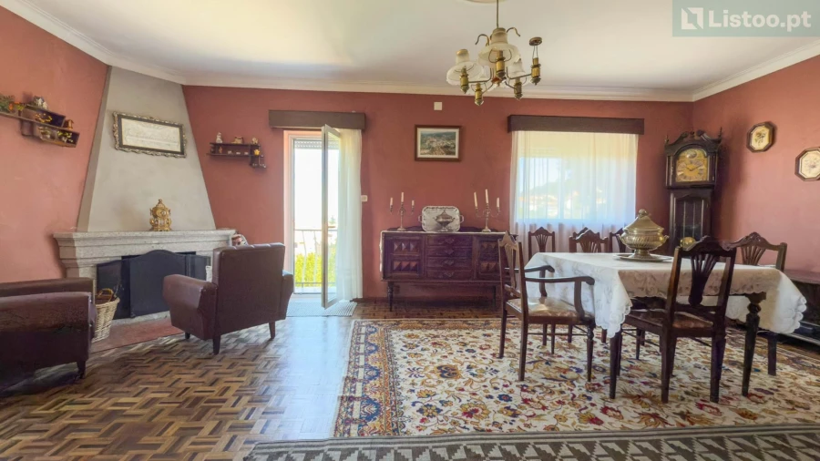 Moradia T4 para Venda em Gouveia (São Pedro e São Julião) Foto 11