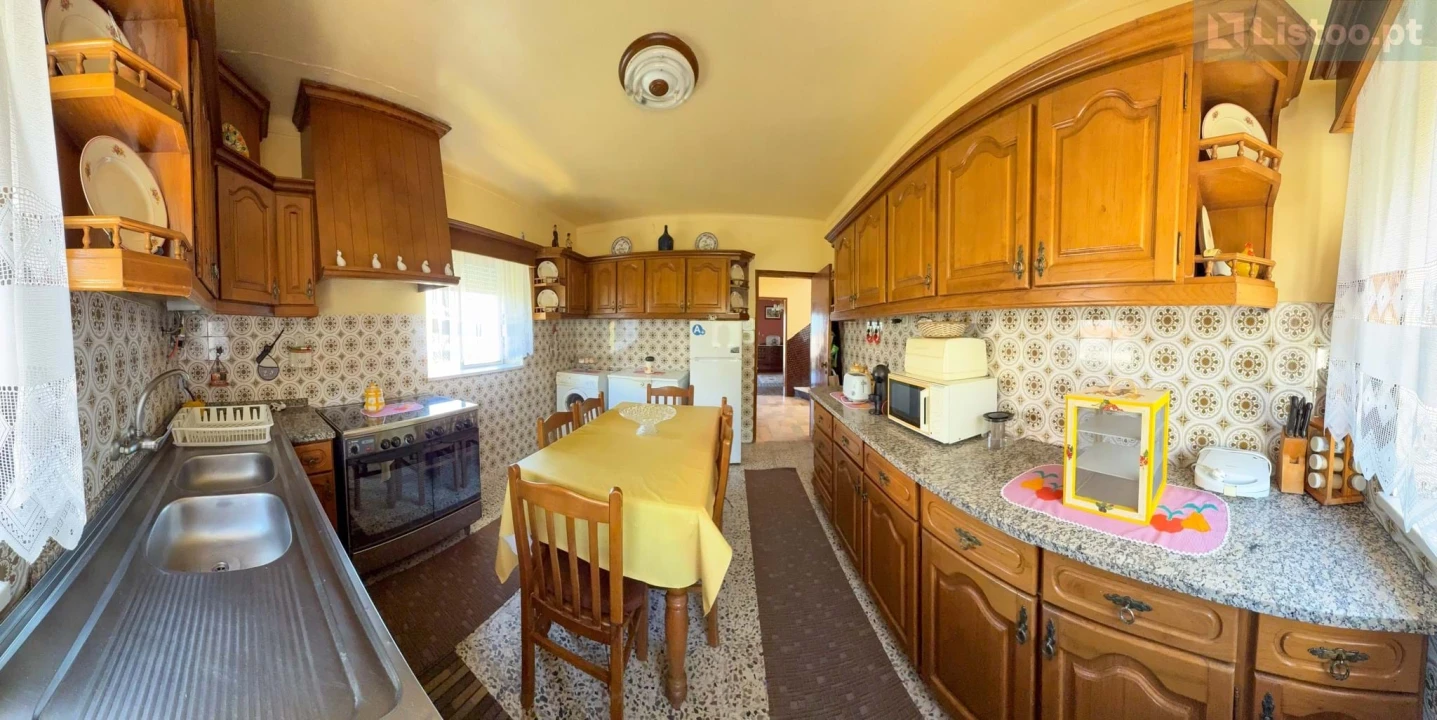 Moradia T4 para Venda em Gouveia (São Pedro e São Julião) Foto 8