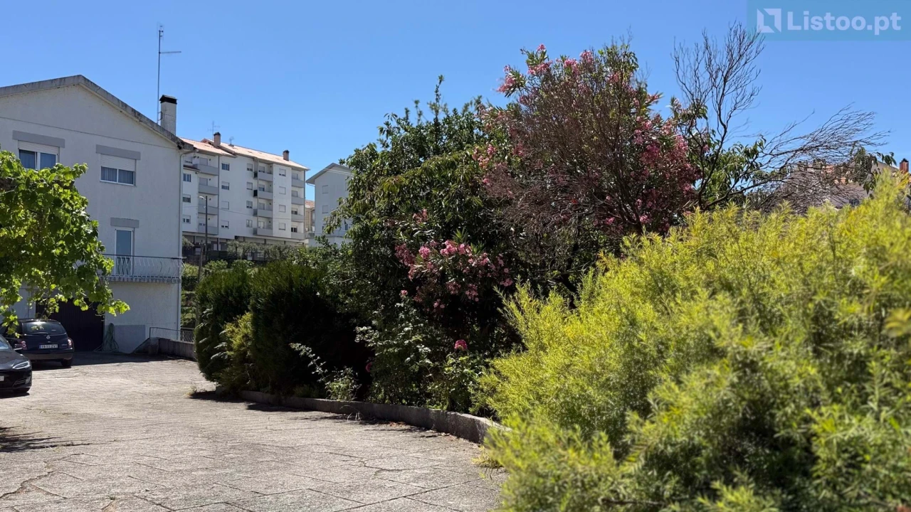 Moradia T4 para Venda em Gouveia (São Pedro e São Julião) Foto 37