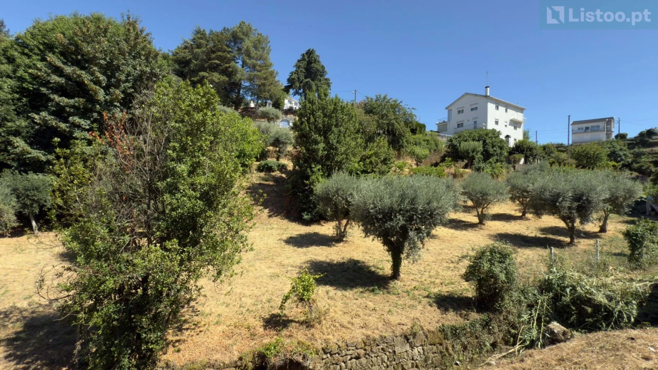 Moradia T4 para Venda em Gouveia (São Pedro e São Julião) Foto 39