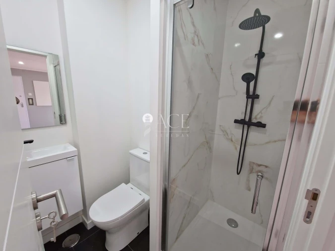 Apartamento T4 para Venda em Águas Livres Foto 18