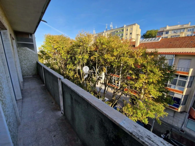 Apartamento T4 para Venda em Águas Livres Foto 22