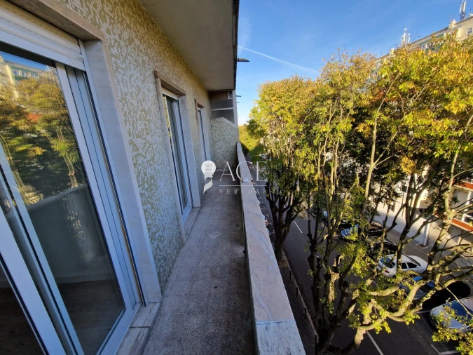 Apartamento T4 para Venda em Águas Livres Foto 23