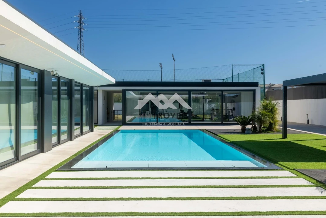 Moradia T5 para Venda em Bougado (São Martinho e Santiago) Foto 55