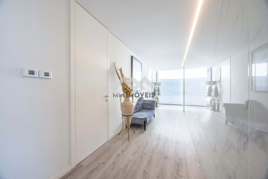 Moradia T5 para Venda em Bougado (São Martinho e Santiago) Foto 40