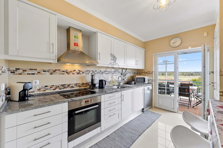 Moradia T5 para Venda em Alvor Foto 2