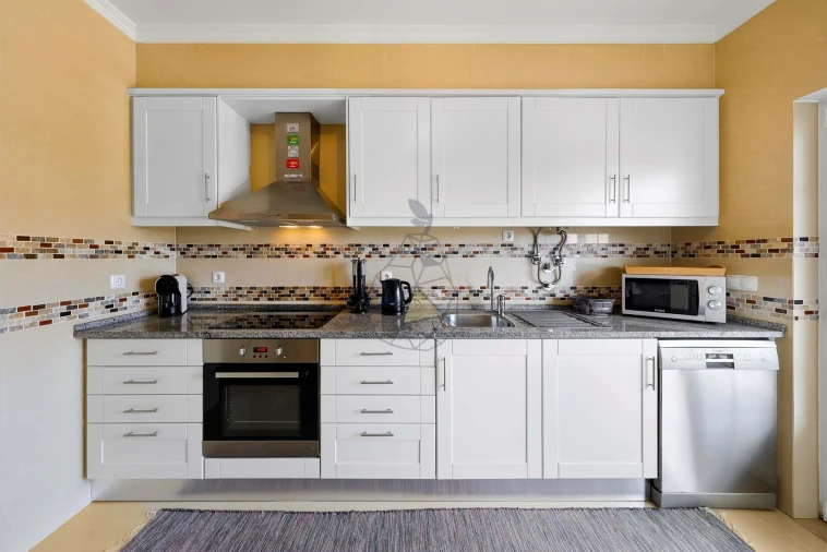 Moradia T5 para Venda em Alvor Foto 7