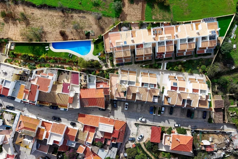 Moradia T5 para Venda em Alvor Foto 68