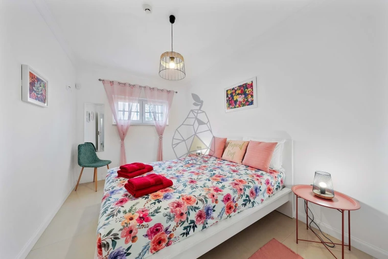 Moradia T5 para Venda em Alvor Foto 23