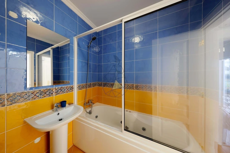 Moradia T5 para Venda em Alvor Foto 46