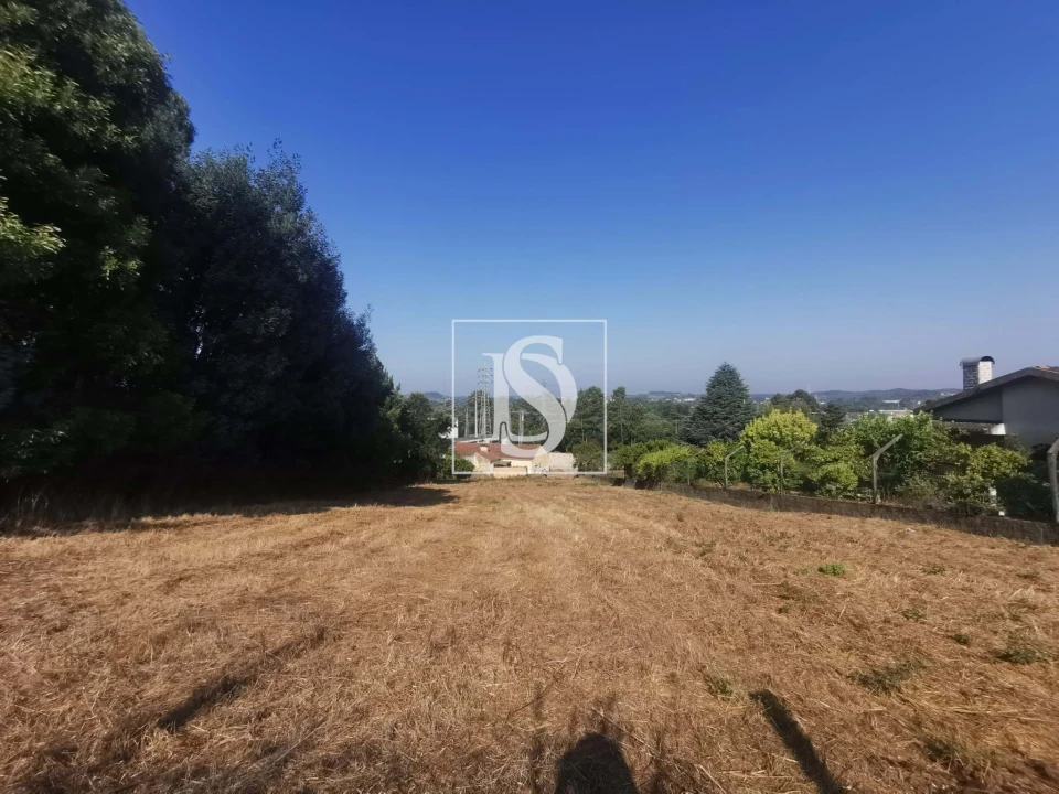 Terreno para Venda em Arcos e Mogofores Foto 3