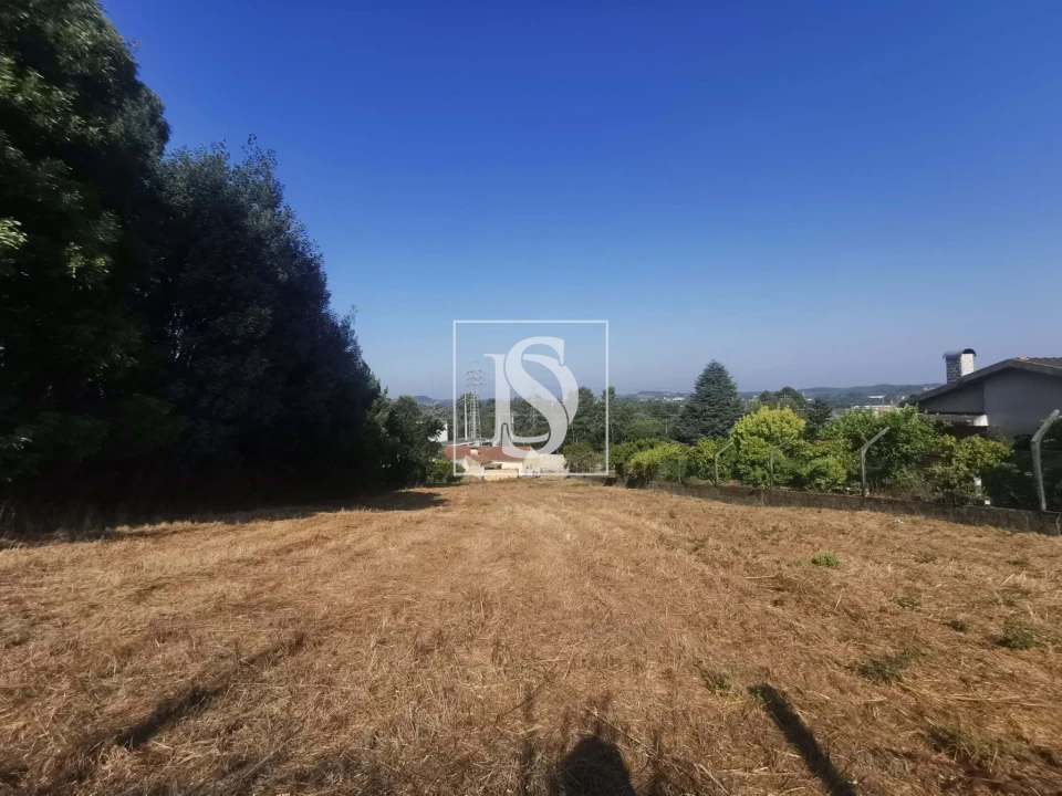 Terreno para Venda em Arcos e Mogofores Foto 2