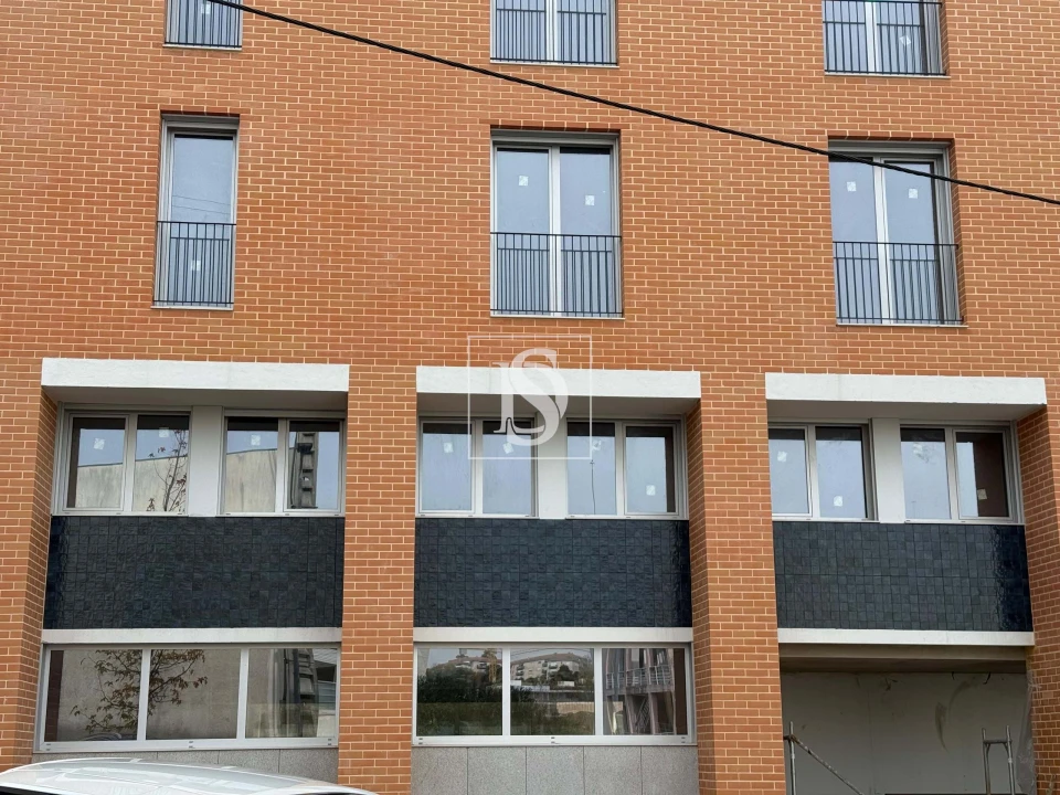 Negócio para Venda em Azurem Foto 1