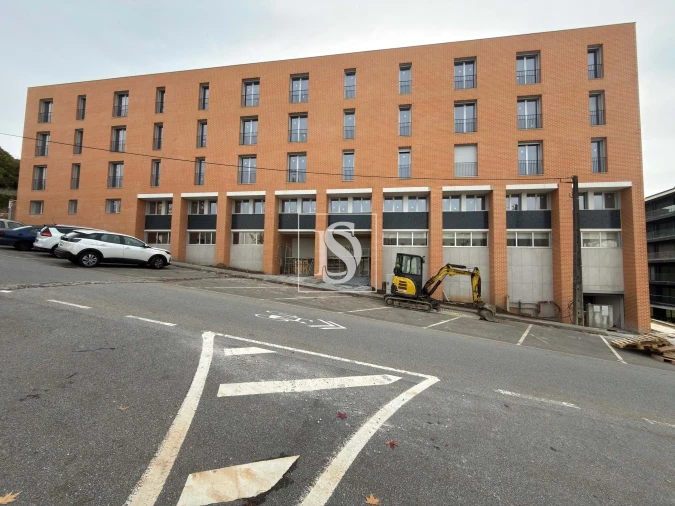 Negócio para Venda em Azurem Foto 2