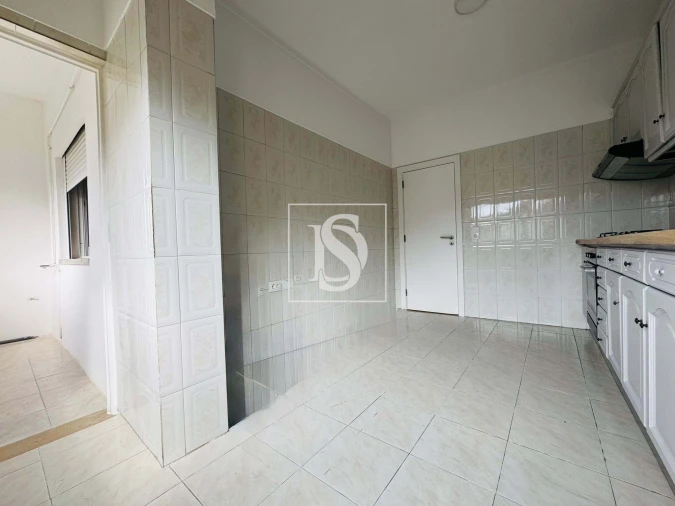 Apartamento T2 para Venda em Barreiro e Lavradio Foto 11