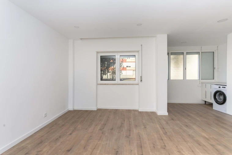 Apartamento T2 para Venda em Barreiro e Lavradio Foto 3