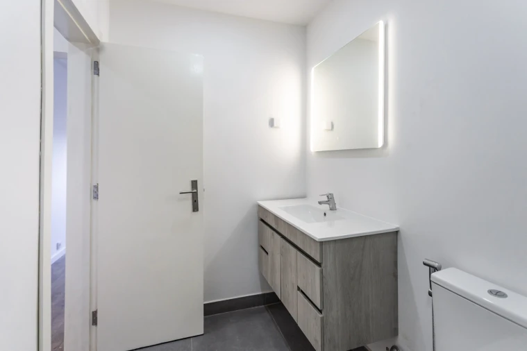 Apartamento T2 para Venda em Barreiro e Lavradio Foto 14