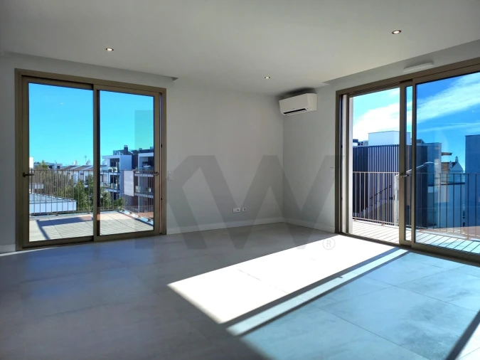 Apartamento T2 para Venda em Cachopo Foto 9