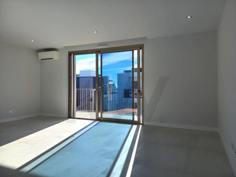 Apartamento T2 para Venda em Cachopo Foto 8