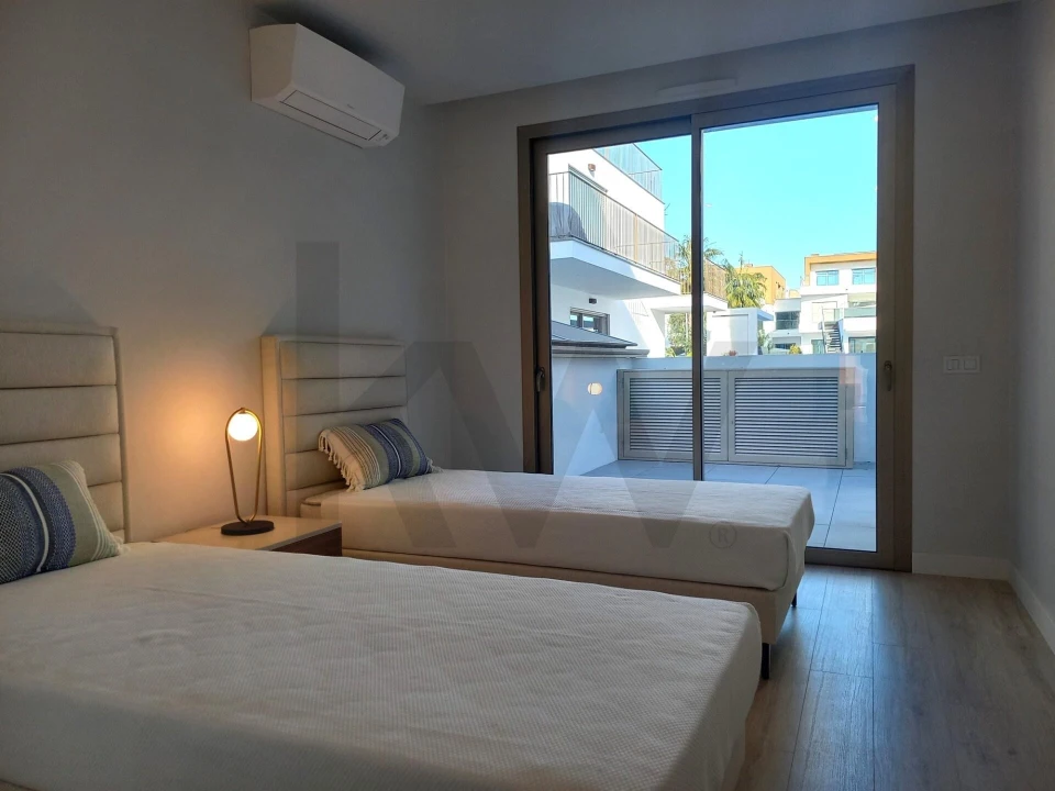 Apartamento T2 para Venda em Cachopo Foto 11