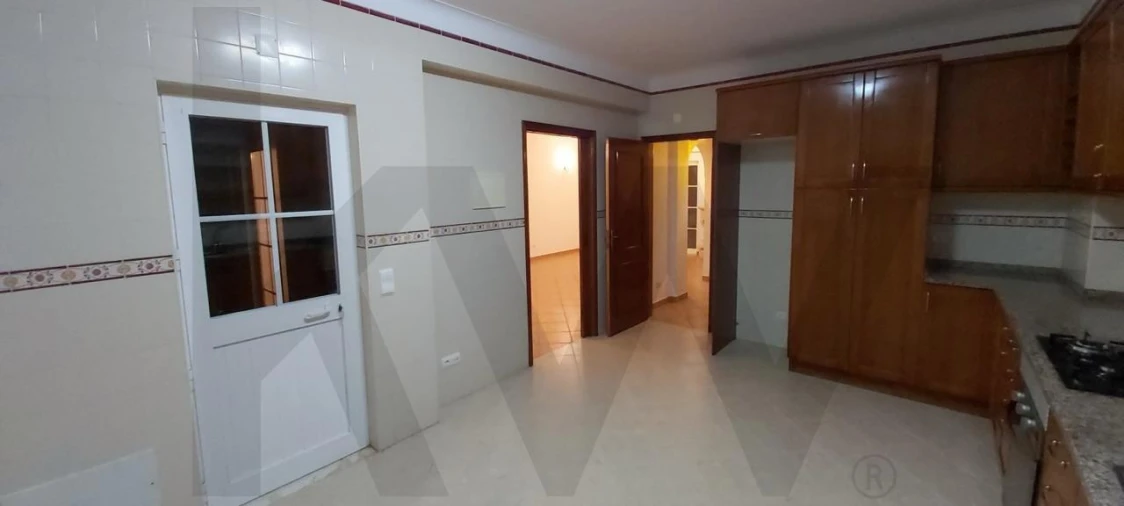 Moradia T3 para Venda em Vila de Sagres Foto 11