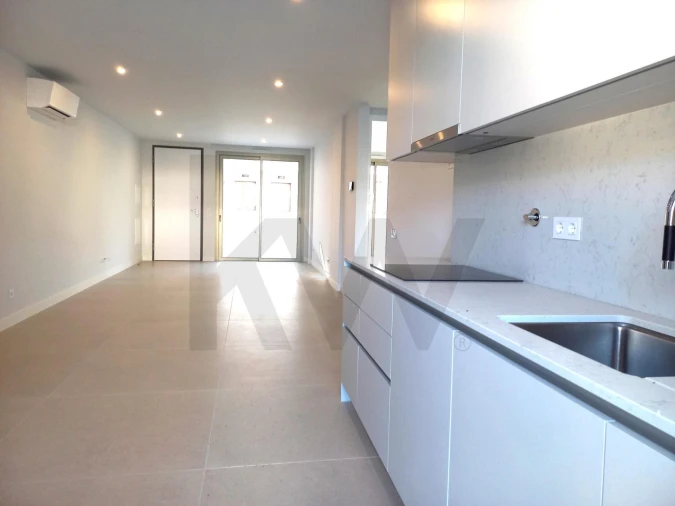 Apartamento T2 para Venda em Cachopo Foto 4