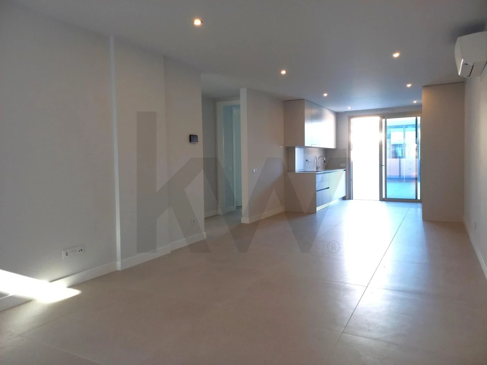 Apartamento T2 para Venda em Cachopo Foto 7