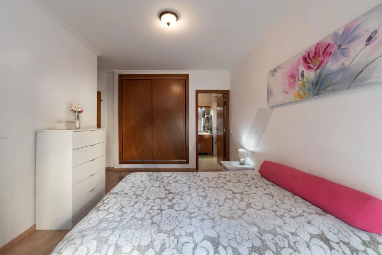 Apartamento T3 para Venda em Vila Real de Santo Antonio Foto 7