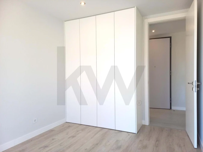 Apartamento T2 para Venda em Cachopo Foto 9