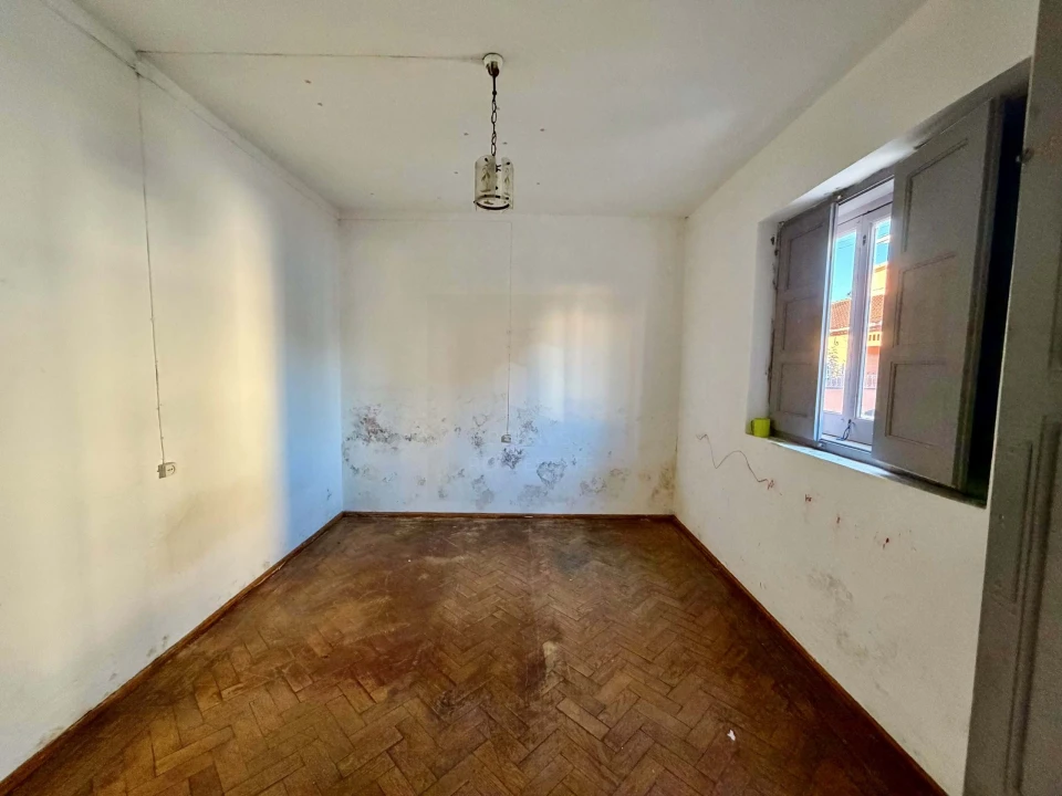 Moradia T2 para Venda em Marinha Grande Foto 3