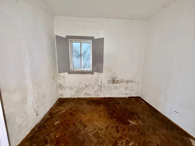 Moradia T2 para Venda em Marinha Grande Foto 5