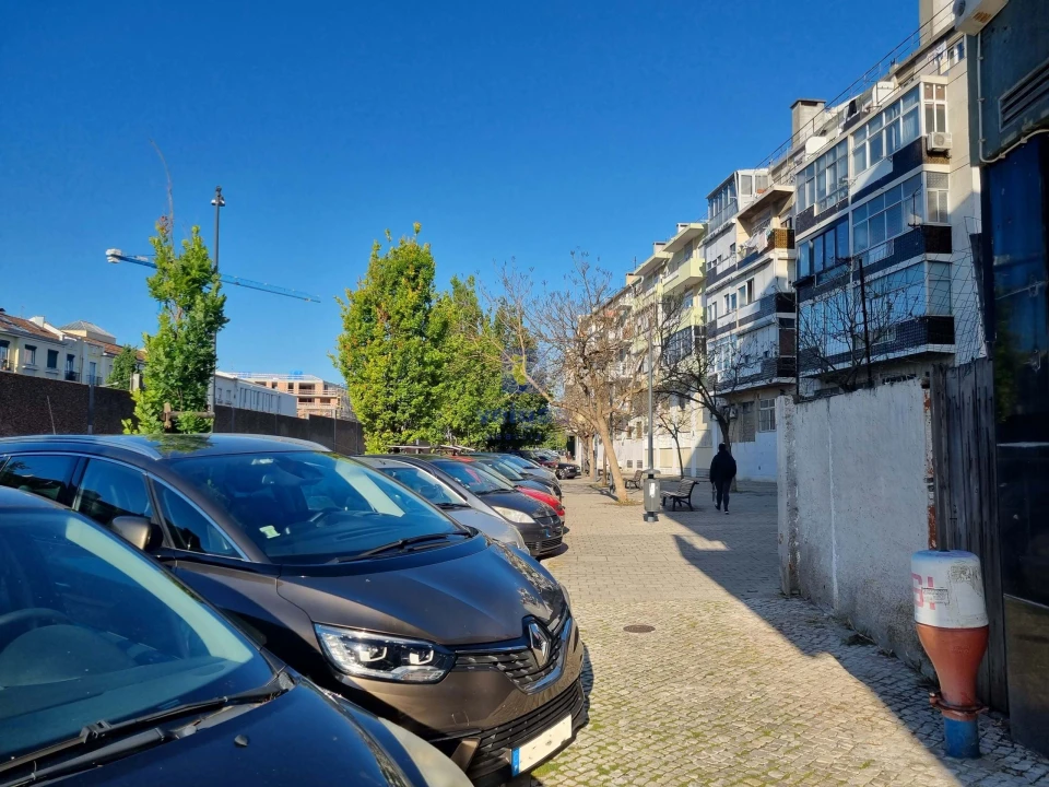 Apartamento T3 para Venda em Alvalade Foto 62