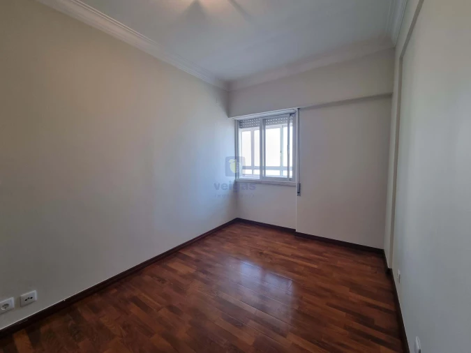 Apartamento T3 para Venda em Alvalade Foto 37