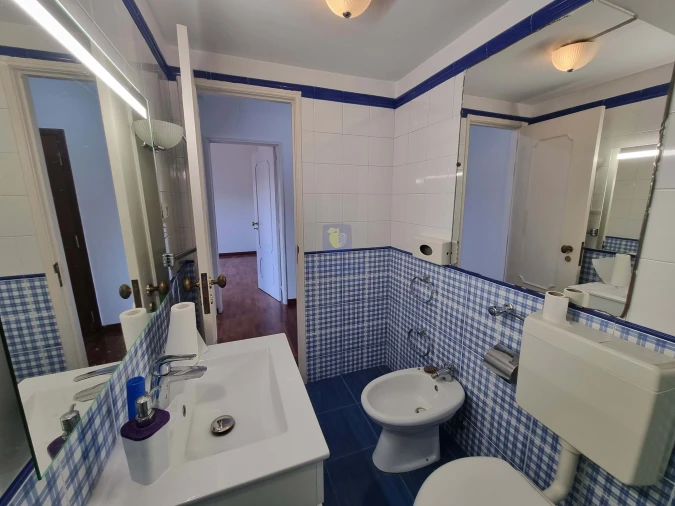 Apartamento T3 para Venda em Alvalade Foto 51