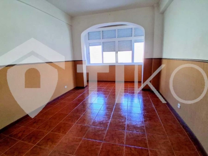 Apartamento T3 para Venda em Venteira Foto 4
